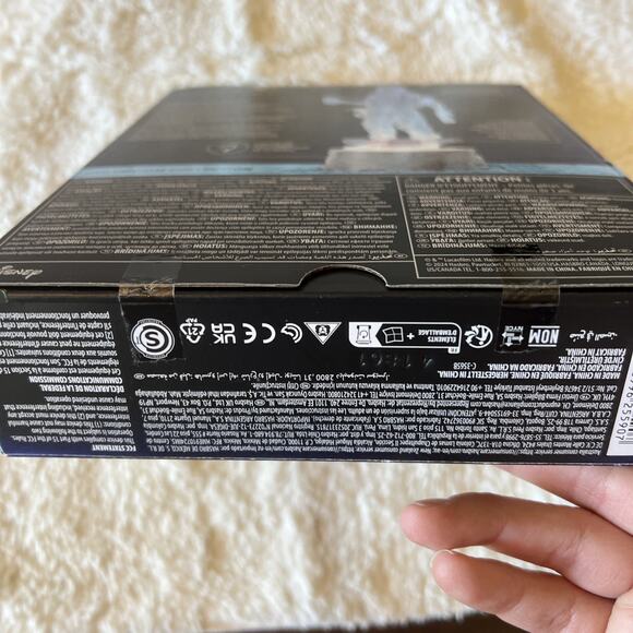 Star Wars The Black Series - OSHA ANISEYA 5" Figure Holocomm Collection (2024) - Picture 6 of 6